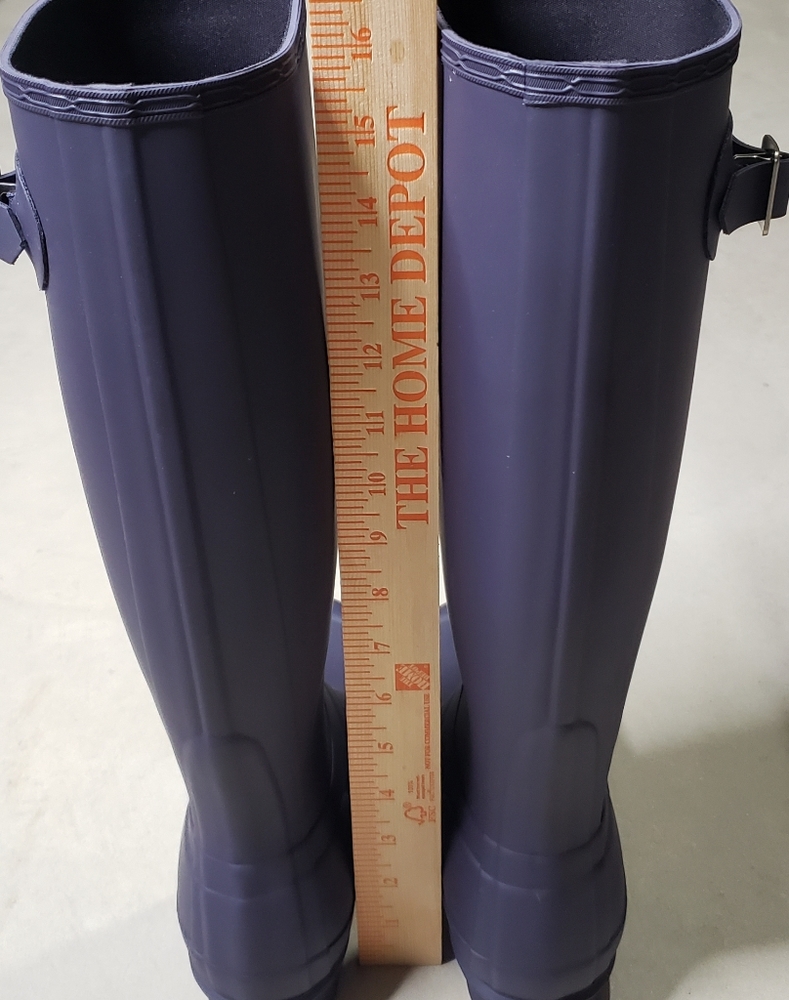 Hunter Original Tall Waterproof Rain Boot purple sz (5) MSRP $160 NEW - Picture 9 of 13